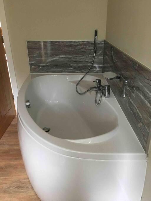 Holiday home The Mistal@cow Close Barn, - Relax, And Enjoy Leyburn